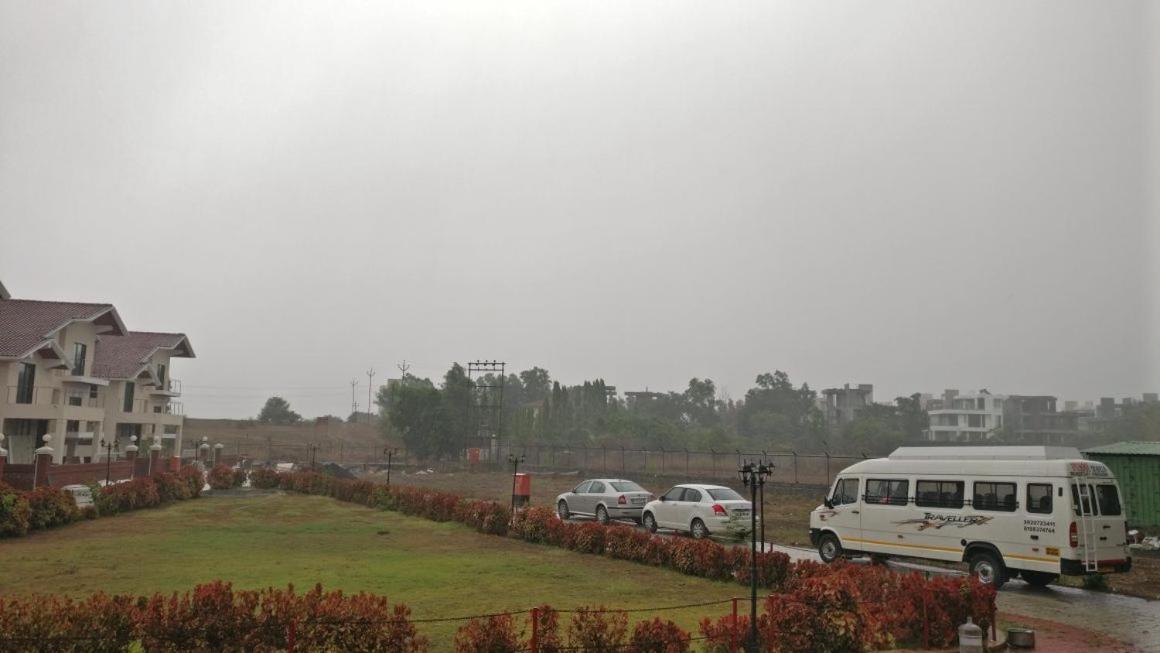 Rain Forest Resort Lonavala Bagian luar foto